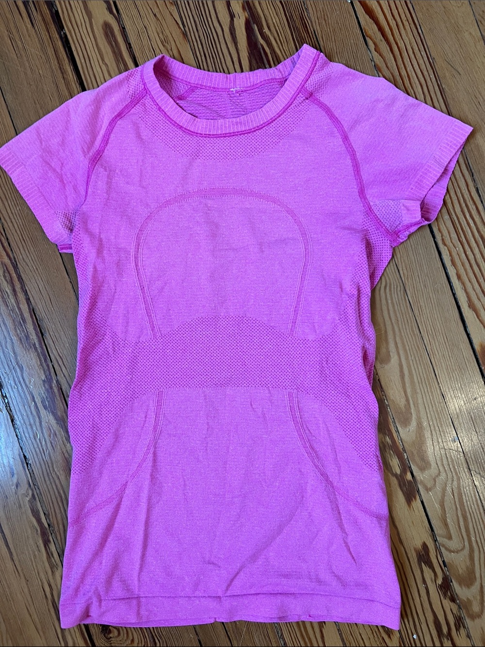 Lululemon Swiftly Tech Short-Sleeve Shirt Hip Length